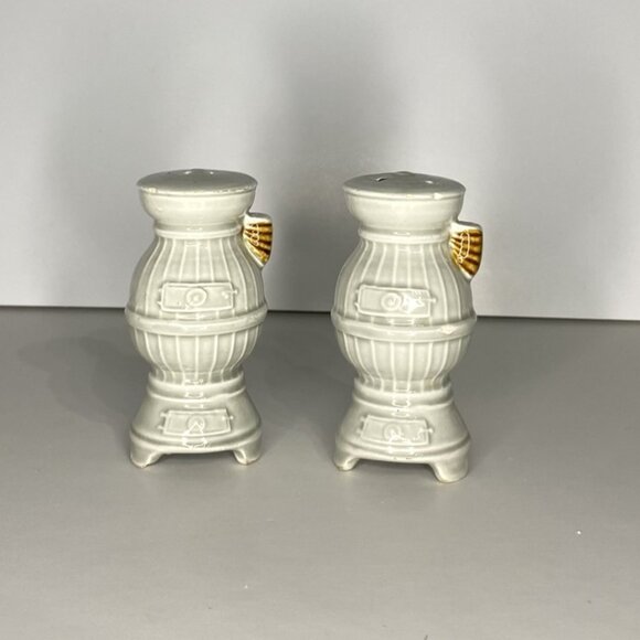 Gray Pot Belly Stove Salt & Pepper Shaker, Vintage - Picture 1 of 8